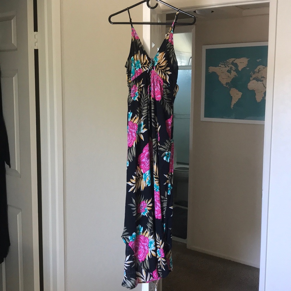 Black w/ Bright Pink floral print Billabong dress